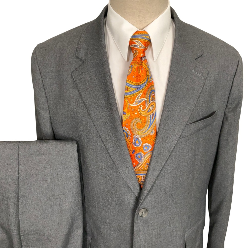 Banana Republic Suit Men 46R Gray Tailored Fit 2-Button Modern Corporate 2 Pc